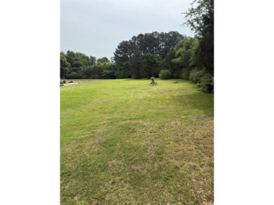Due to unforeseen circumstances sellers must let this home go - on Searcy Country Club in Arkansas - for sale on GolfHomes.com, golf home, golf lot