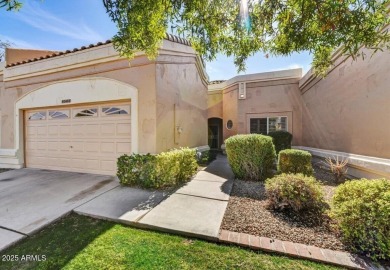 Fabulously updated casita in Country Club Estates at Westbrook on Westbrook Village / Vista Golf Course in Arizona - for sale on GolfHomes.com, golf home, golf lot