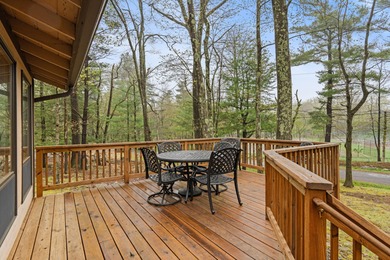 PRICE ADJUSTMENT Discover the perfect mountain retreat at this on Split Rock Resort and Country Club in Pennsylvania - for sale on GolfHomes.com, golf home, golf lot