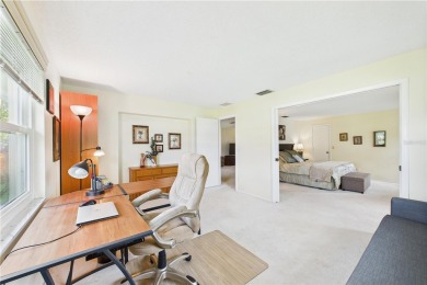 Welcome to this charming and spacious 2-bedroom, 2-bath end-unit on Palm Aire Country Club of Sarasota in Florida - for sale on GolfHomes.com, golf home, golf lot