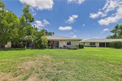 Welcome to this charming and spacious 2-bedroom, 2-bath end-unit on Palm Aire Country Club of Sarasota in Florida - for sale on GolfHomes.com, golf home, golf lot