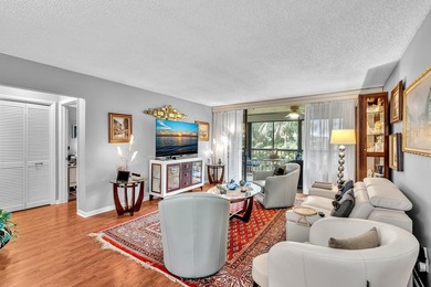Come see this stunning condo in the highly desirable Boca Del on The Country Club At Boca Raton in Florida - for sale on GolfHomes.com, golf home, golf lot