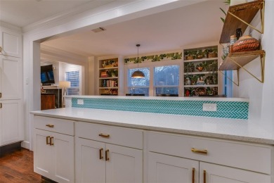 Take in breathtaking, unobstructed sunsets from this charming on Stevens Park Golf Course in Texas - for sale on GolfHomes.com, golf home, golf lot