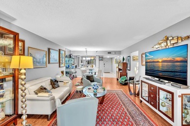 Come see this stunning condo in the highly desirable Boca Del on The Country Club At Boca Raton in Florida - for sale on GolfHomes.com, golf home, golf lot