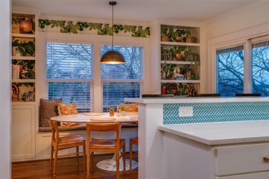 Take in breathtaking, unobstructed sunsets from this charming on Stevens Park Golf Course in Texas - for sale on GolfHomes.com, golf home, golf lot