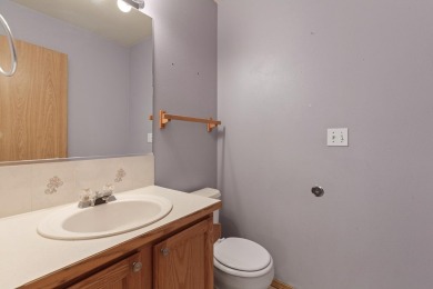 ATTENTION INVESTORS!  Welcome to this wonderful 2 story home on on Meadow Wood Golf Course in Washington - for sale on GolfHomes.com, golf home, golf lot