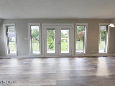 Seller is offering $5,000.00 in closing cost assistance! Welcome on Rock Creek Country Club in North Carolina - for sale on GolfHomes.com, golf home, golf lot