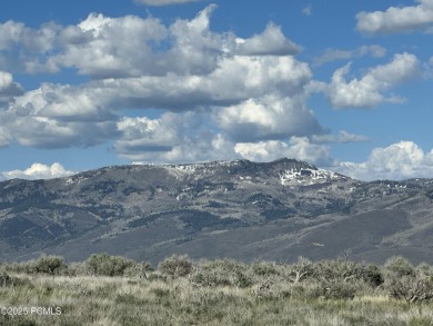 This is the type of property everyone wants. A wonderfully on Talisker Club At Tuhaye in Utah - for sale on GolfHomes.com, golf home, golf lot