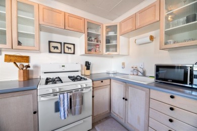 Great Mountain Get-Away, with great views, close to Bear on Big Bear Mountain Ski and Golf Resort in California - for sale on GolfHomes.com, golf home, golf lot
