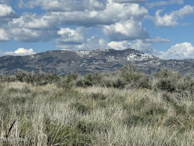 This is the type of property everyone wants. A wonderfully on Talisker Club At Tuhaye in Utah - for sale on GolfHomes.com, golf home, golf lot