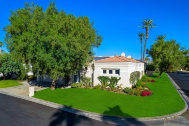 Stunning remodeled home with luxury decorator and design touches on Desert Horizons Country Club in California - for sale on GolfHomes.com, golf home, golf lot