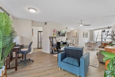 Beautifully maintained 2-bed, 2-bath condo with spacious open on Inverrary Country Club in Florida - for sale on GolfHomes.com, golf home, golf lot