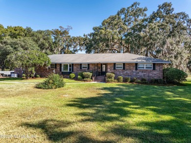 MOTIVATED SELLER: All reasonable offers will be considered on on Country Club At Lake City in Florida - for sale on GolfHomes.com, golf home, golf lot