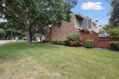 Welcome to this Beautiful 3-bedroom, 2.5-bath Townhome situated on The Country Place in Texas - for sale on GolfHomes.com, golf home, golf lot