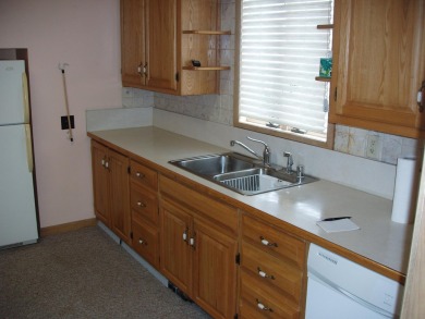 (355/PB) Neat and Clean as a Pin best describes the 2-bedrtoom on Park Falls Country Club in Wisconsin - for sale on GolfHomes.com, golf home, golf lot