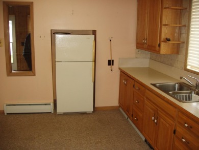 (355/PB) Neat and Clean as a Pin best describes the 2-bedrtoom on Park Falls Country Club in Wisconsin - for sale on GolfHomes.com, golf home, golf lot