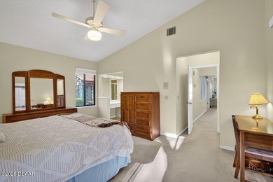 This beautifully maintained three-bedroom, two-bathroom on Spruce Creek Golf Club in Florida - for sale on GolfHomes.com, golf home, golf lot