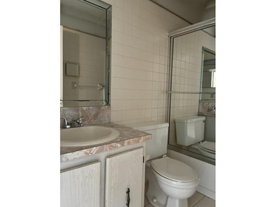 Lovely 2 bedroom 2 bath home in highly desireable Kings Point on Kings Point Golf -Flanders Way in Florida - for sale on GolfHomes.com, golf home, golf lot