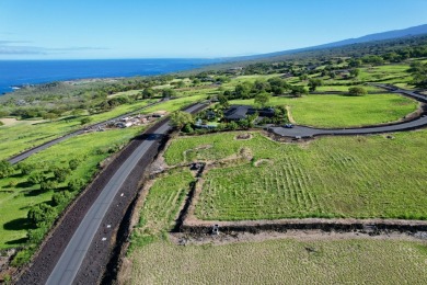 Hokuli'a Phase 1 Lot 159 offers commanding and impressive on Club At Hokulia in Hawaii - for sale on GolfHomes.com, golf home, golf lot