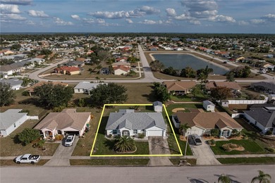 **TURNKEY** MOVE-IN READY HOME IN GARDENS OF GULF COVE - Located on Duffys Golf Center in Florida - for sale on GolfHomes.com, golf home, golf lot