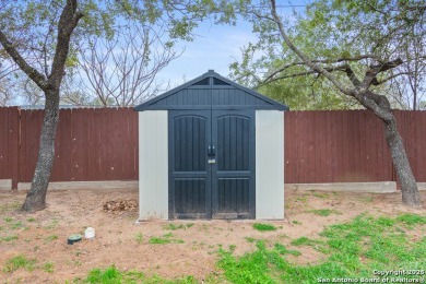 Welcome to your dream home in Devine! This stunning five-bedroom on Devine Golf Course in Texas - for sale on GolfHomes.com, golf home, golf lot