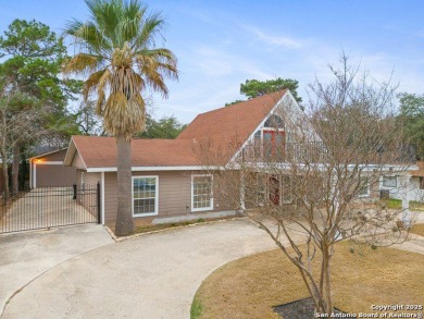 Welcome to your dream home in Devine! This stunning five-bedroom on Devine Golf Course in Texas - for sale on GolfHomes.com, golf home, golf lot