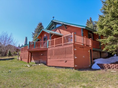 Welcome to The Great Escape, a desirable 3BR/2BA alpine home on El Valle Escondido Golf Course in New Mexico - for sale on GolfHomes.com, golf home, golf lot
