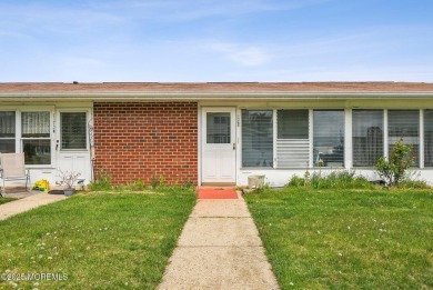 Charming 1-bedroom, 1-bath condo in the desirable 55+ Leisure on Leisure Village East in New Jersey - for sale on GolfHomes.com, golf home, golf lot