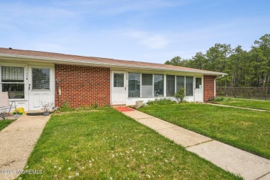 Charming 1-bedroom, 1-bath condo in the desirable 55+ Leisure on Leisure Village East in New Jersey - for sale on GolfHomes.com, golf home, golf lot