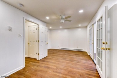 Beautifully Renovated Lakefront Townhome!This fully updated on High Point Golf Club in New Jersey - for sale on GolfHomes.com, golf home, golf lot