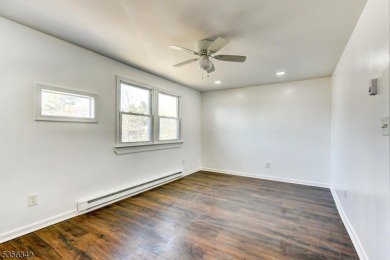 Beautifully Renovated Lakefront Townhome!This fully updated on High Point Golf Club in New Jersey - for sale on GolfHomes.com, golf home, golf lot