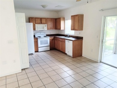 Lakewood Ranch townhouse for under $300,000!  This lovely 2 on Ritz-Carlton Members Golf Club in Florida - for sale on GolfHomes.com, golf home, golf lot