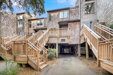 Recently refreshed and refurbished, this light and bright Kiawah on Kiawah Island Resort - Turtle Point in South Carolina - for sale on GolfHomes.com, golf home, golf lot