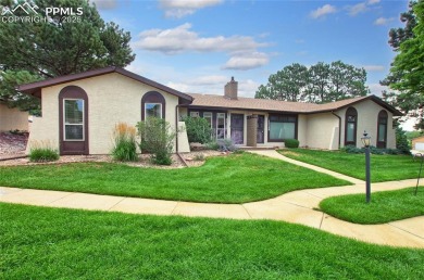 Welcome to this very cute townhome in a 55+ community, featuring on Valley Hi Golf Course in Colorado - for sale on GolfHomes.com, golf home, golf lot