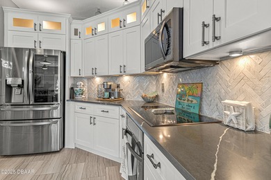 Stylish & Contemporary.  Located in Spruce Creek Fly-In's on Spruce Creek Golf Club in Florida - for sale on GolfHomes.com, golf home, golf lot