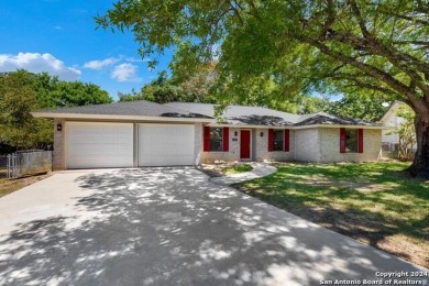 Nestled in the Northern Hills golf club community amongst mature on Northern Hills Golf Club in Texas - for sale on GolfHomes.com, golf home, golf lot