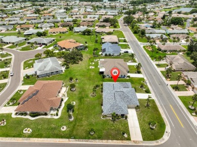 GREAT INVESTMENT OPPORTUNITY - FIXER UPPER IN SUN CITY CENTER! on Caloosa Greens Executive Golf Course in Florida - for sale on GolfHomes.com, golf home, golf lot