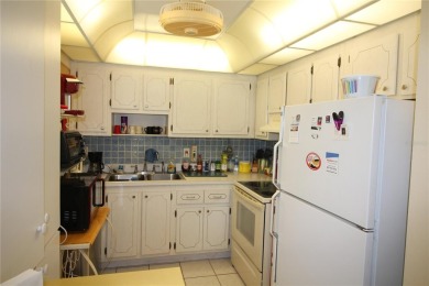 Welcome to your new home! This is a 2 bedroom, 2 bath on Kings Point Executive Golf Course in Florida - for sale on GolfHomes.com, golf home, golf lot