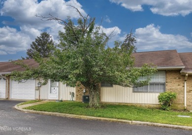 Welcome to 32C Yorkshire CT. a lovely Baronet model in the 55+ on Leisure Village West Assoc. in New Jersey - for sale on GolfHomes.com, golf home, golf lot