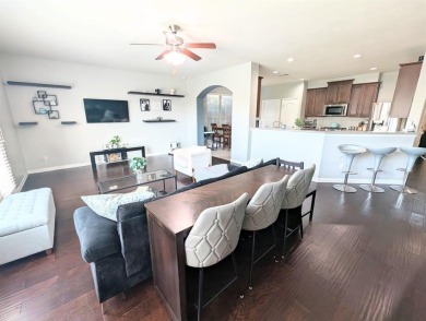 Welcome to this beautifully maintained 4-bedroom, 3.5-bathroom on Frisco Lakes Golf Course in Texas - for sale on GolfHomes.com, golf home, golf lot
