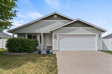 Welcome to this 3 bed, 2 bath West Plains Rancher in the on The Fairways at West Terrace in Washington - for sale on GolfHomes.com, golf home, golf lot