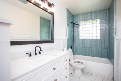Beautifully Updated 3 Bedroom, 2 Bath Home in a Desirable on Scott Schriener Municipal Golf Course in Texas - for sale on GolfHomes.com, golf home, golf lot
