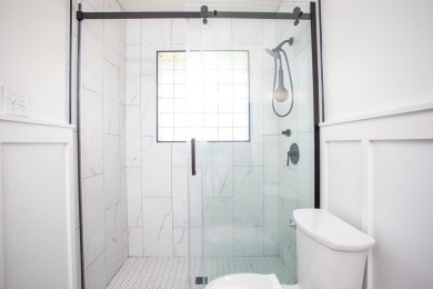 Beautifully Updated 3 Bedroom, 2 Bath Home in a Desirable on Scott Schriener Municipal Golf Course in Texas - for sale on GolfHomes.com, golf home, golf lot