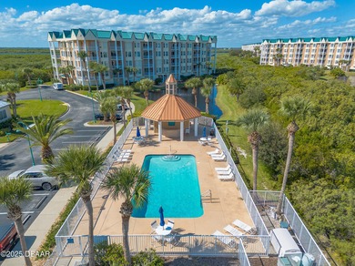 Luxurious penthouse in amenity-rich Harbour Village Golf & Yacht on Harbour Village Golf and Yacht Club in Florida - for sale on GolfHomes.com, golf home, golf lot