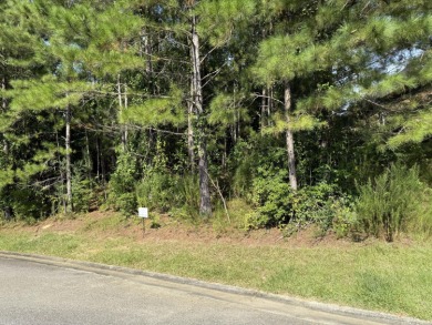 Nice lot to build your new home in The Reserve at Woodside on The Reserve Club At Woodside Plantation in South Carolina - for sale on GolfHomes.com, golf home, golf lot