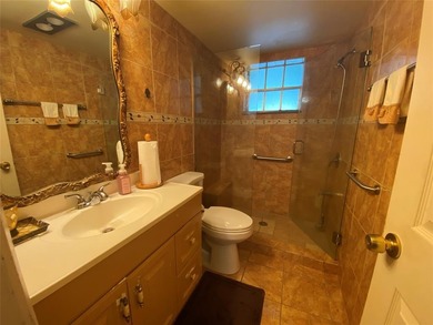 PRICE DROP! GROUND FLOOR UNIT! RARELY AVAILABLE. Welcome to golf on Hillcrest Golf and Country Club in Florida - for sale on GolfHomes.com, golf home, golf lot