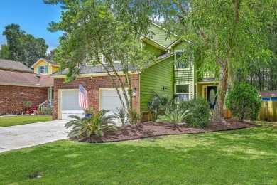 Welcome to this beautifully maintained 3-bedroom, 2.5-bath home on Shadowmoss Plantation Golf Club in South Carolina - for sale on GolfHomes.com, golf home, golf lot