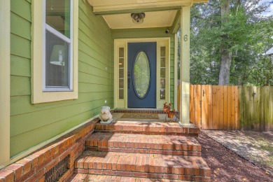 Welcome to this beautifully maintained 3-bedroom, 2.5-bath home on Shadowmoss Plantation Golf Club in South Carolina - for sale on GolfHomes.com, golf home, golf lot