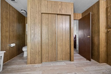 Lovely Home located in Fairway Oaks Mobile Home
Community 55+ on Tucker Oaks Golf Course in California - for sale on GolfHomes.com, golf home, golf lot