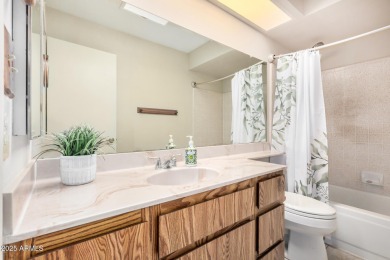 Charming home in the sought-after Cottonwood community! You'll on Palo Verde Golf and Country Club in Arizona - for sale on GolfHomes.com, golf home, golf lot